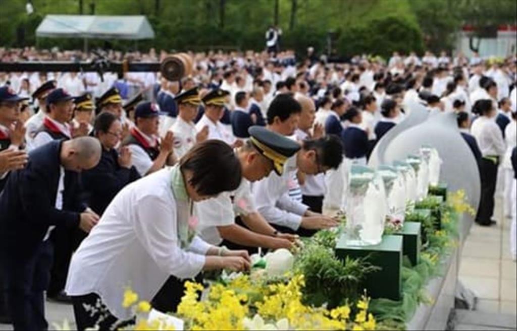 母親節全球首場浴佛在花蓮 環保藝術浴佛台感恩大地之母