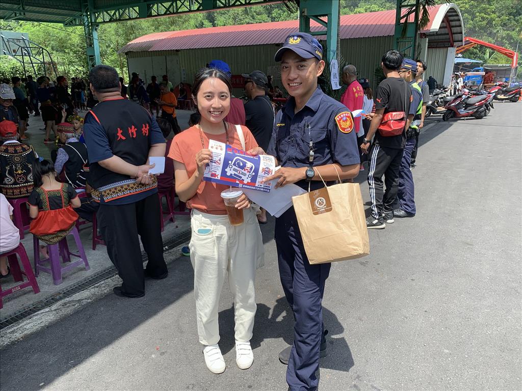 暑期保護青少年 大武警分局豐年祭勤宣導