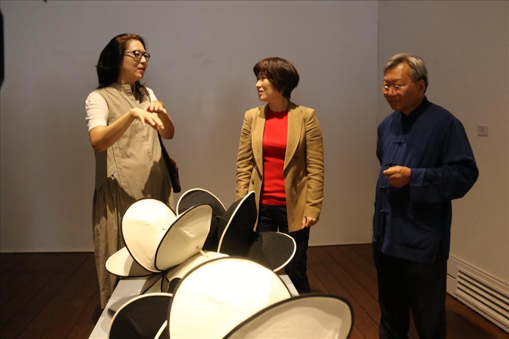 《臺東采風》李奇茂˙李安榮作品展5日臺東美術館開幕展出 饒縣長歡迎鄉親欣賞