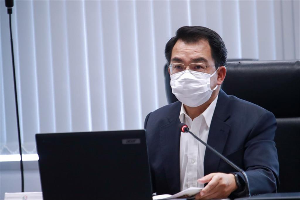 台中市警察局长杨源明作防疫专题报告 市长卢秀燕赞称是防疫英雄